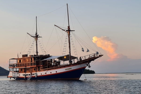 Flores Magnifique travel service in flores island in indonesia