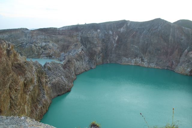 Flores land tour 5 days 4 nights